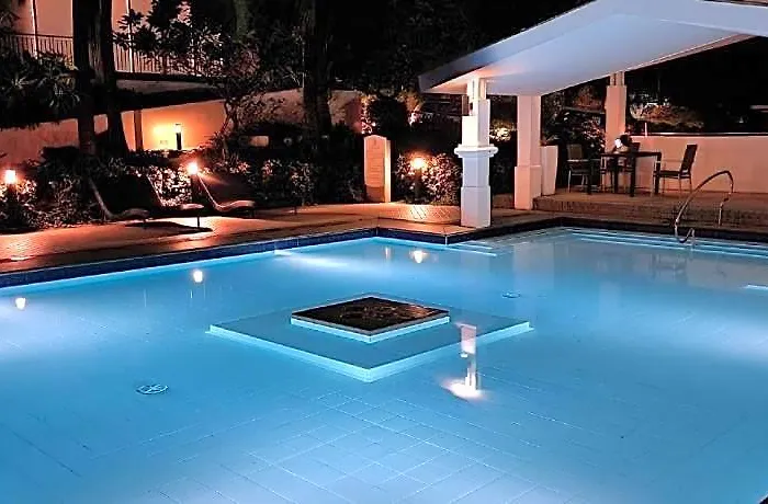 High-tech @ Grass Residences -2persons Only Hotel Manila