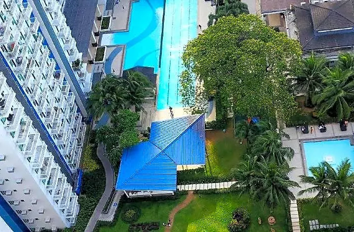 High-tech @ Grass Residences -2persons Only