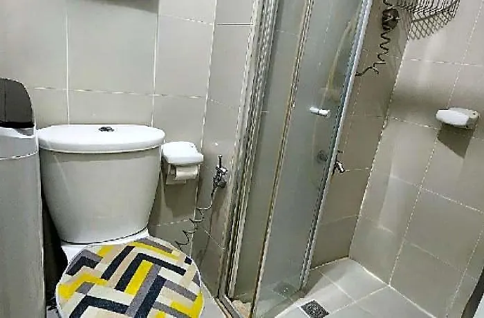 Hotel High-tech @ Grass Residences -2persons Only
