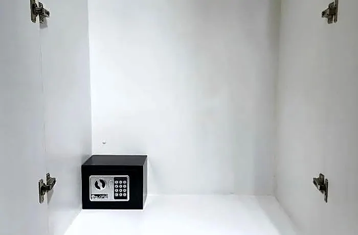 High-tech @ Grass Residences -2persons Only 5* Manila